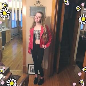 Meet your Posher, Carly